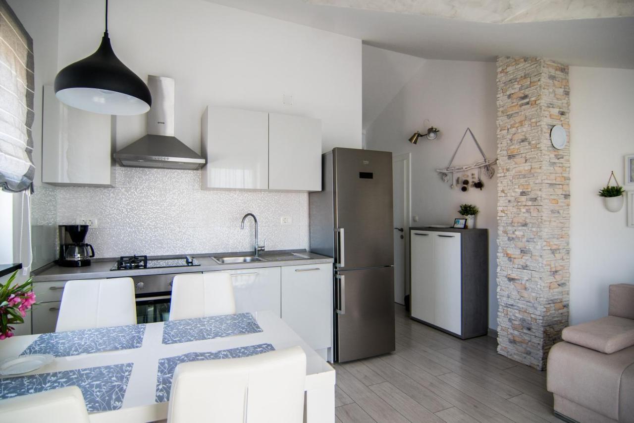 Apartments Up&Up Rogoznica  Exterior photo